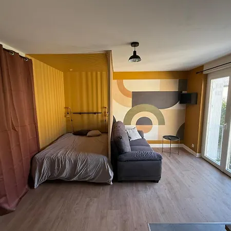 Au Calme Sur Cour Poitiers